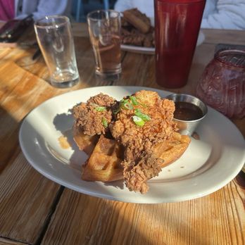 The Silver Dollar - Chicken & Waffles - Southern Near Me - Louisville, Kentucky