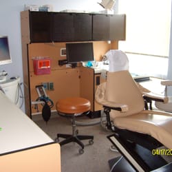 Dennis R Hatfield, DDS, PC - Typical operatory