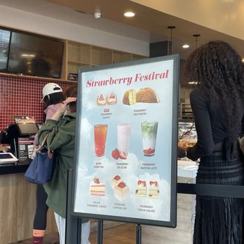 85°C Bakery Cafe-Cupertino - Bakeries Near Me - Cupertino, California 85°C Bakery Cafe-Cupertino - Bakeries Near Me - Cupertino, California