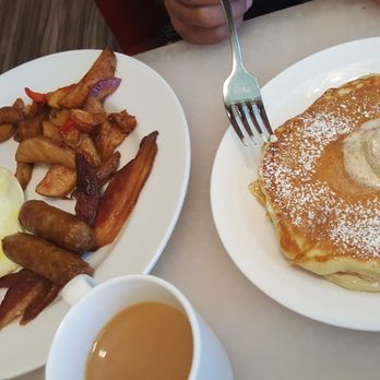 M.A.C. 24/7 - Mac daddy bfast - American Near Me - Honolulu, Hawaii M.A.C. 24/7 - Mac daddy bfast - American Near Me - Honolulu, Hawaii