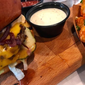 Heirloom Craft Kitchen - New American Near Me - Indio, California