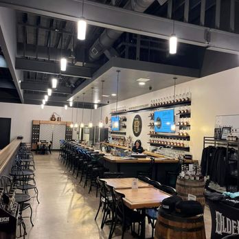 Olde Raleigh - Distilleries Near Me - Zebulon, North Carolina