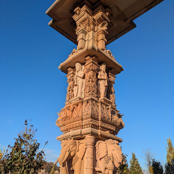 BAPS Swaminarayan Akshardham - Hindu Temples Near Me - Robbinsville, New Jersey