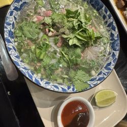 Co Ba Saigon - Pho