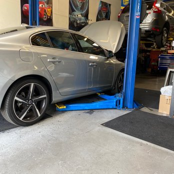 Desi Auto Repair - Desi Auto Repair oil change/service - Auto Repair Near Me - Walnut Creek, California