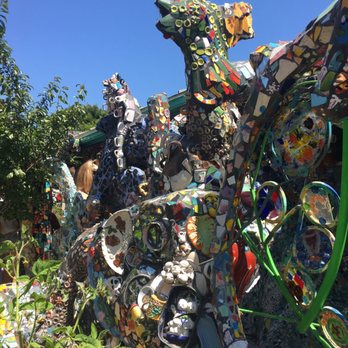 Mosaic Tile House - Out front - Art Galleries Near Me - Venice, California