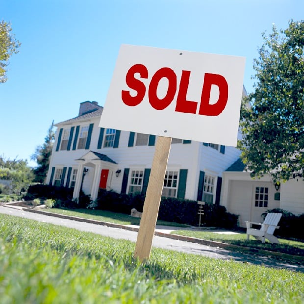 REAL LIVING Updated March 2024 258 Main St ,Ste 6, Medfield