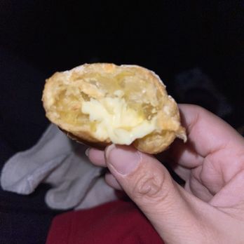 Beard Papa's - There's only about 2-5% of cream they add in the minis... - Bakeries Near Me - Irvine, California Beard Papa's - There's only about 2-5% of cream they add in the minis... - Bakeries Near Me - Irvine, California