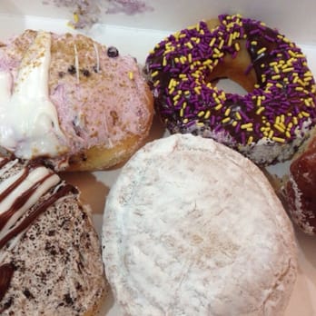 Beiler's Bakery - Blueberry cream, chocolate glazed, oreo cream, and cream filled! - Bakeries Near Me - Philadelphia, Pennsylvania Beiler's Bakery - Blueberry cream, chocolate glazed, oreo cream, and cream filled! - Bakeries Near Me - Philadelphia, Pennsylvania