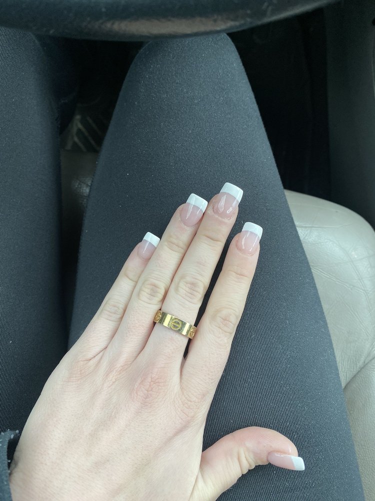 HELEN’S FASHION NAIL Updated September 2024 475 Hawkins Ave