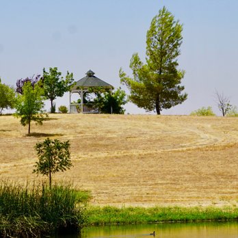 Graveyard Vineyards - The perfect spot for a wedding - Wine Tasting Room Near Me - San Miguel, California Graveyard Vineyards - The perfect spot for a wedding - Wine Tasting Room Near Me - San Miguel, California