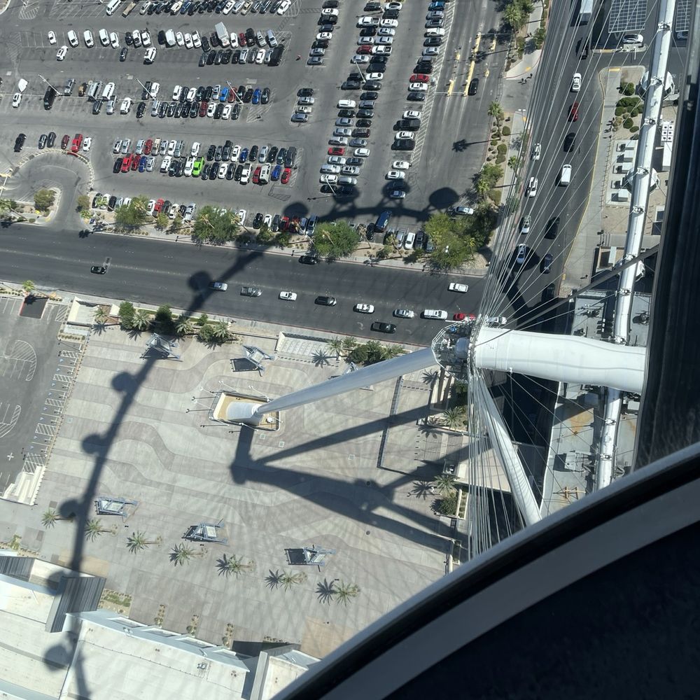 The High Roller - Amusement Parks Near Me - Las Vegas, Nevada The High Roller - Amusement Parks Near Me - Las Vegas, Nevada