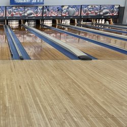 281 Bowling - Bowling area!