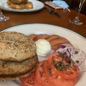 1886 Cafe & Bakery - Smoked Salmon & Bagel - American Near Me - Austin, Texas