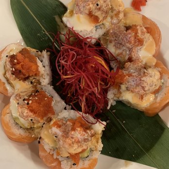 Densetsu - Red Mountain Roll - Japanese Near Me - Plano, Texas