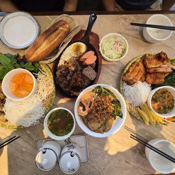 Ngon - Vietnamese Near Me - Garden Grove, California