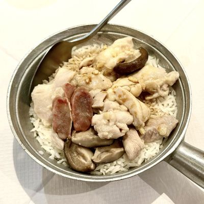 Golden Dragon (Chinatown) by null