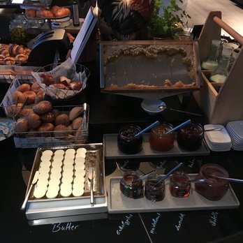 Roomers - Breakfast celebration 3. - Hotels Near Me - Baden-Baden, BW