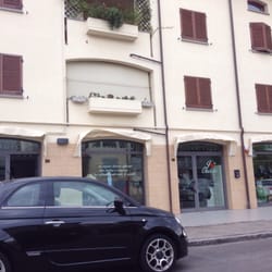 OkiDoki - Parcheggio straComodo davanti al negozio