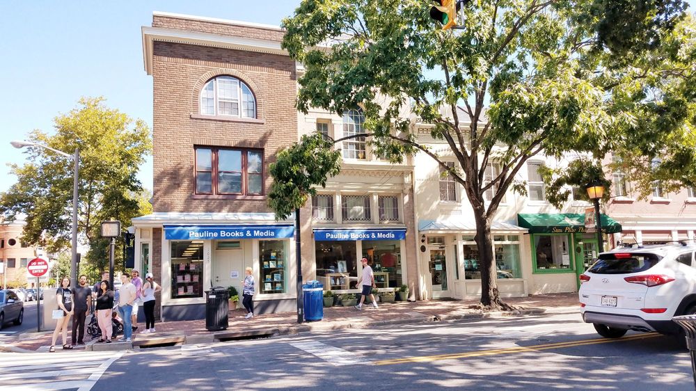 PAULINE BOOKS AND MEDIA ALEXANDRIA 24 Photos 1025 King St, Alexandria, Virginia Bookstores