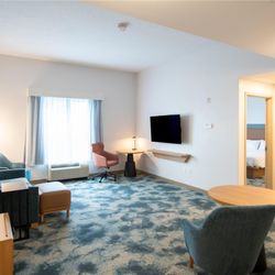 Hampton Inn Presque Isle - Guest room