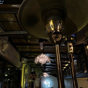 Delbar Middle Eastern - ambiance - Persian/Iranian Near Me - Atlanta, Georgia