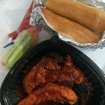 Epic Wings - Combo #1 BBQ sauce tenderloins breadsticks celery carrot sticks - Chicken Wings Near Me - Santa Ana, California