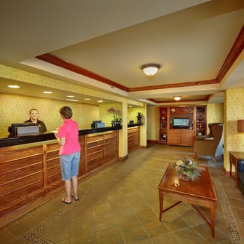 Quality Inn Near The Island Pigeon Forge - Hotel Lobby - Hotels Near Me - Pigeon Forge, Tennessee Quality Inn Near The Island Pigeon Forge - Hotel Lobby - Hotels Near Me - Pigeon Forge, Tennessee
