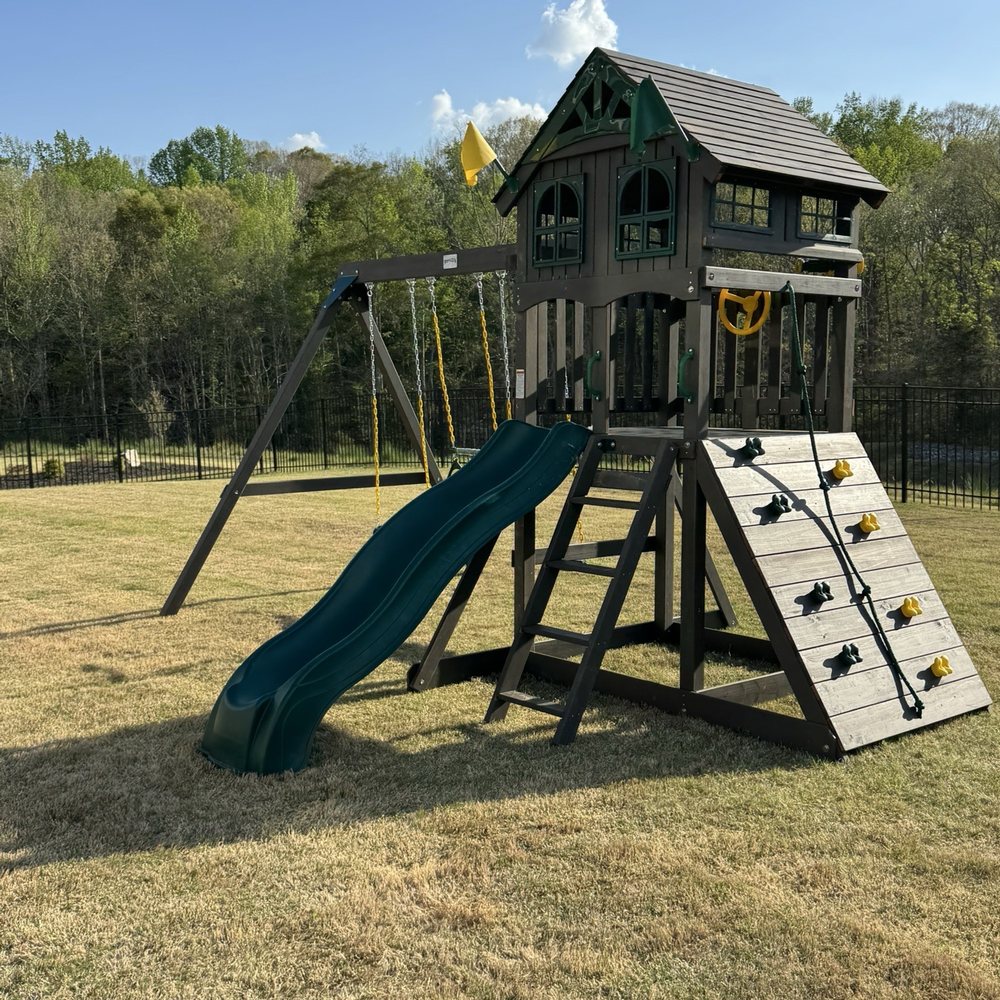 Snaphandy - Swing set - Handyman Near Me - Norco , California Snaphandy - Swing set - Handyman Near Me - Norco , California