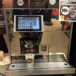 Circle K - När kön är lång bjuckar de på kaffe