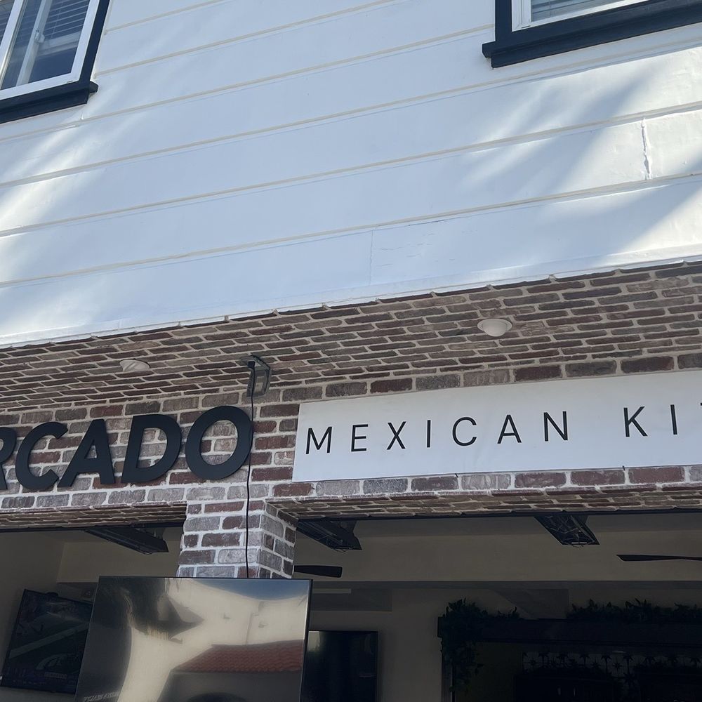 El Mercado Mexican Kitchen - Mexican Near Me - Newport Beach, California