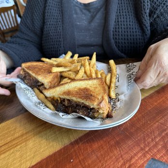 Ford's Garage Lexington - Brisket Burnt Ends Melt with Fries. - Comfort Food Near Me - Lexington, Kentucky Ford's Garage Lexington - Brisket Burnt Ends Melt with Fries. - Comfort Food Near Me - Lexington, Kentucky
