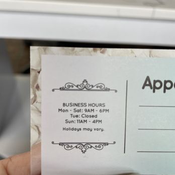Mimi's Nails & Spa - Business card - Nail Salons Near Me - Klamath Falls, Oregon