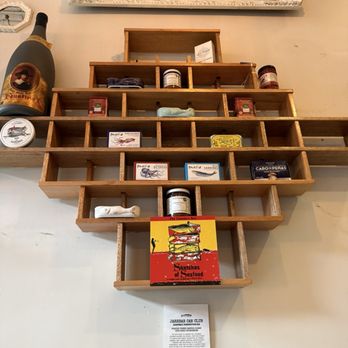 JarrBar - Cocktail Bars Near Me - Seattle, Washington