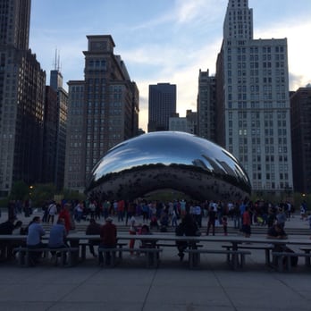 Cloud Gate - Public Art Near Me - Chicago, Illinois