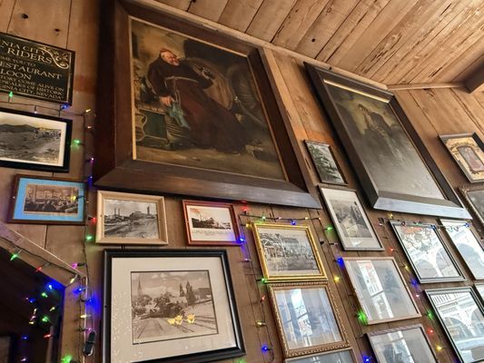 Palace | Restaurant & Saloon by null