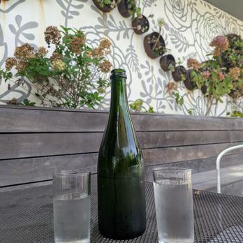 Aracely Cafe - New American Near Me - San Francisco, California