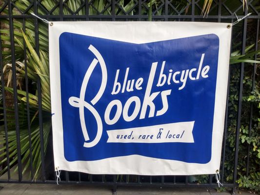 Blue Bicycle Books by null