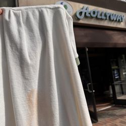 Hollyway Cleaners - Stained / burned shirt