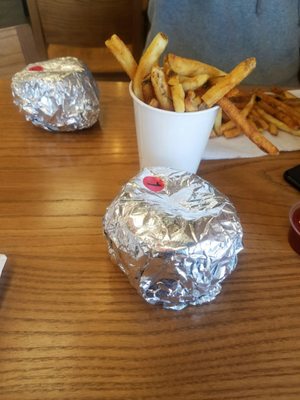 Five Guys 45 Photos 97 Reviews Burgers 455 S 64th St West Des Moines Ia Restaurant Reviews Phone Number Menu
