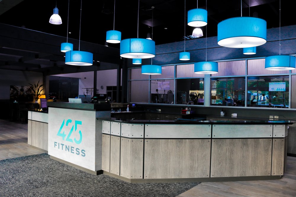 425 FITNESS ISSAQUAH Updated August 2024 39 Photos & 95 Reviews 1025 NW Gilman Blvd