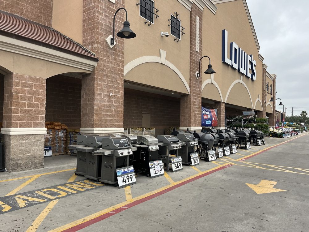 LOWE’S HOME IMPROVEMENT Updated September 2024 84 Photos & 13 Reviews 2802 West University