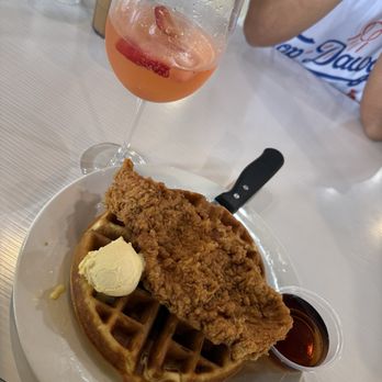OUI Pancake N Eggs - Chicken and waffles - American Near Me - Temecula, California OUI Pancake N Eggs - Chicken and waffles - American Near Me - Temecula, California