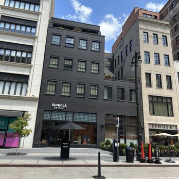 Shinola Hotel - Curbside - Valet on backside - Hotels Near Me - Detroit, Michigan Shinola Hotel - Curbside - Valet on backside - Hotels Near Me - Detroit, Michigan