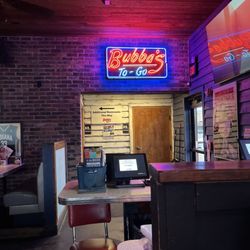 Bubba's 33