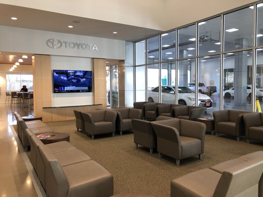 COWBOY TOYOTA - Updated August 2024 - 40 Photos & 261 Reviews - 9525 E