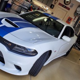great vinyl stripes!