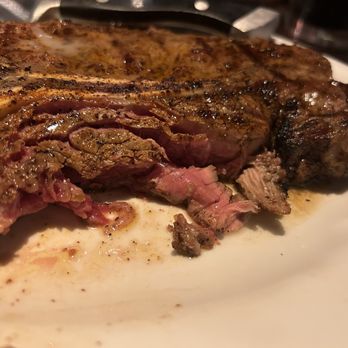 LongHorn Steakhouse - T BONE STEAK MEDIUM RARE - Steakhouses Near Me - Tampa, Florida LongHorn Steakhouse - T BONE STEAK MEDIUM RARE - Steakhouses Near Me - Tampa, Florida