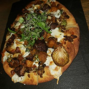 Jack Jones Bar - Veggie flatbread - Irish Pub Near Me - Astoria, New York Jack Jones Bar - Veggie flatbread - Irish Pub Near Me - Astoria, New York