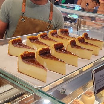 Layered - Bakeries Near Me - Fairfax, Virginia